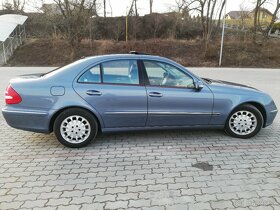 Mercedes E 320 CDI Elegance A/T 4-matic - 2