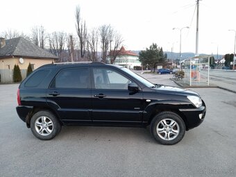 Kia Sportage 2.0 i 4x4 - 2