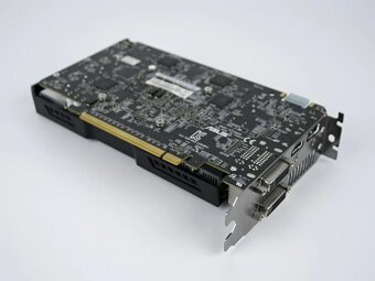 ASUS GTX 660 DirectCU II OC 2GB - 2