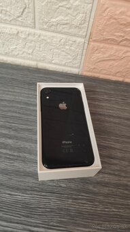 iPhone xr - 2