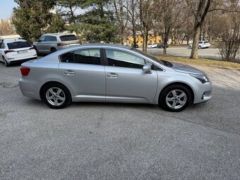 Predám Toyota Avensis 1.8 benzin 2012r T27 FaceLift - 2