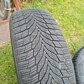 215/55 r17 zimne nexen - 2