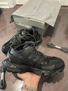 Balenciaga Tracks - Black - 2