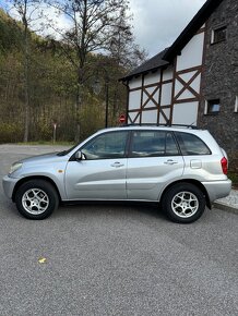 Toyota Rav4 2.0 110kw Benzín - 2