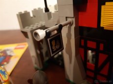 Lego Castle 6067 - Guarded Inn - 2