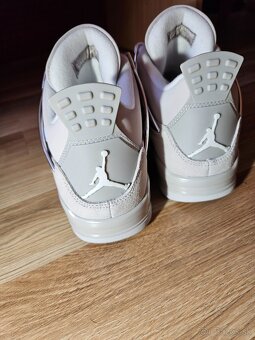 Nike Air Jordan 4 Frozen Moments - 2