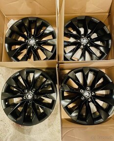 Škoda CRYSTAL BLACK  R19  8Jx19 H2 ET 45 NOVÉ ORIG. 5x112 - 2