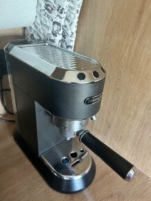 Kávovar Delonghi Dedica - 2