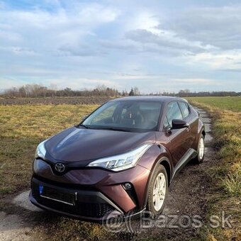 Toyota C-HR, 1.8 hybrid, V záruke do 22.4.2025 - 2