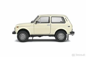 LADA NIVA – CREAM WHITE – 1980, mierka 1:18, Solido - 2