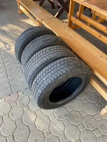 Predam 195/65 r15 zimne pneu - 2