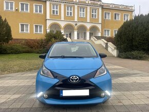 Toyota Aygo 1.0 VVT-i x-clusiv x-shift - 2