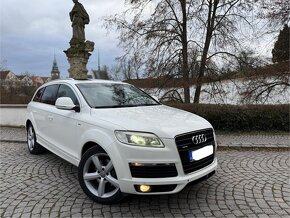 Audi Q7 3.0TDI 3x S-LINE QUATTRO 7 místné - 2