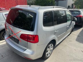 Rozpredám na diely Volkswagen Touran II - 2