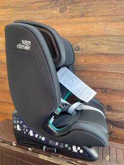 BRITAX RÖMER EVOLVAFIX 2024 Space Black - 2