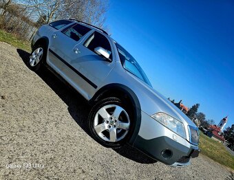 Škoda Octavia 2.0 tdi SCOUT 4X4 - 2