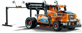 42104 LEGO Technic Race Truck - Pretekársky ťahač - 2