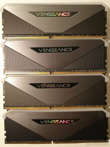 32GB DDR4 3600Mhz Corsair Vengeance kit (4x 8GB) - 2