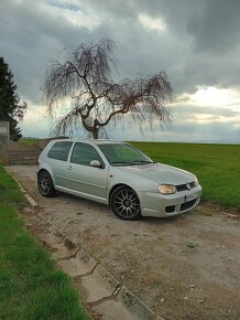 Volkswagen Golf 4 1.9 TDI 110kw - 2