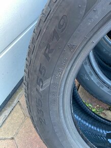 Pirelli scorpion 235/55 r19 - 2