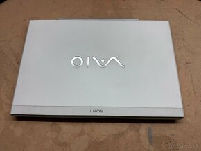 Predám pokazený notebook na náhradné diely zn.Sony Vaio. - 2