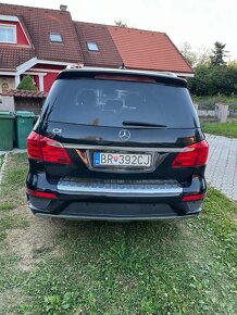 Mercedes-Benz GL350 BLUETEC 4MATIC - 2