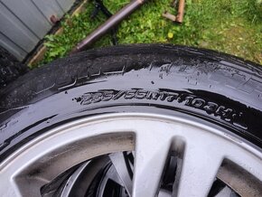 Zimné pneu 235/55 R17 plus disky 5x120 bmw - 2