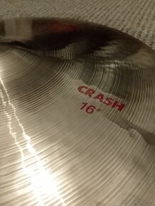 Predam činel Paiste 2002 Crash 16" - 2