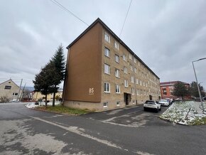 Na predaj 3 izbový byt s balkónom v Stropkove - 2