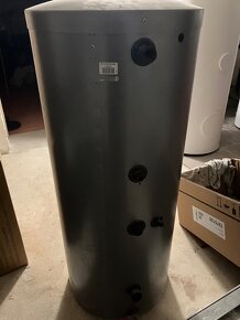 Predam zasobnik teplej vody viessman vitocell 200 l - 2