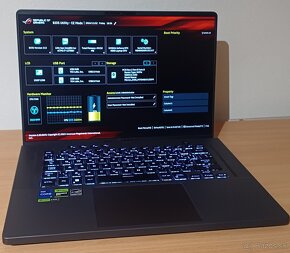 Herny laptop ASUS ROG Zephyrus G16 GU603ZV-N3009 - 2