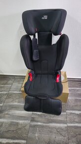 Britax - Römer Kidfix cosmos black s koženou ochranou sedadl - 2