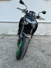 Kawasaki Z900 - 2