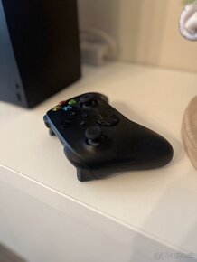 XBOX series X - 2