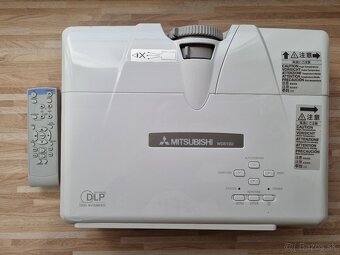 Projektor Mitsubishi WD510U WXGA DLP - 2