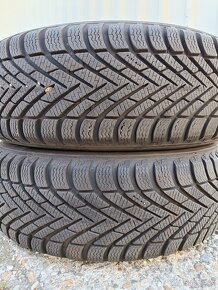 Pirelli Cinturato Winter 195/65 R15 91T - 2