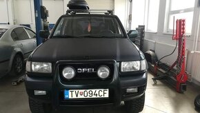 Opel Frontera 2,2 16 V, 100 kW, s poruchou motora - 2