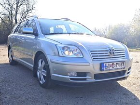 Toyota Avensis Combi 2.0 benzín - 2