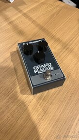 TC Electronic Grand Magus distortion - 2