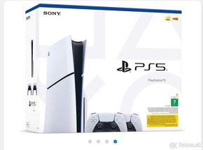 PLAYSTATION 5 (SLIM) BIELA + 2X OVLÁDAČ DUALSENSe - 2