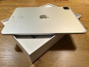 iPad Pro 11 (2nd Generation) 256GB Silver - 2