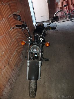 Suzuki Gz 250 Marauder - 2