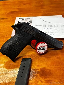 Sig Sauer P232 - 2