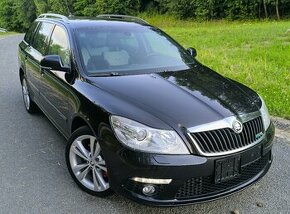 ŠKODA OCTAVIA COMBI 2.0 TDi RS 125KW NAVI,XENÓN,SOUNDSYSTÉM - 2