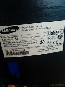 Samsung monitor - 2