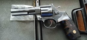 Revolver Holek 841 - 2