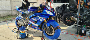 Yamaha R6 Predám plasty - 2