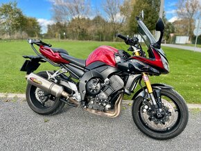 Yamaha FZ1 - 2