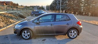 Toyota Auris 1.4 VVT-i, 71 kW, 2008 - 2