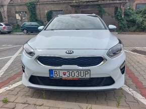 Predám KIA Ceed Combi 1,6 Diesel v záruke s real 74 594 km - 2